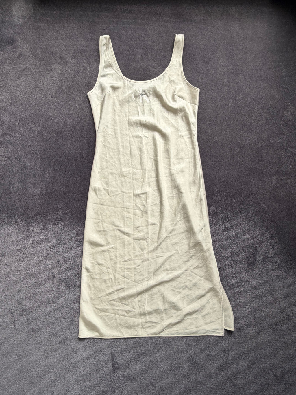 The Péroline Slip Dress